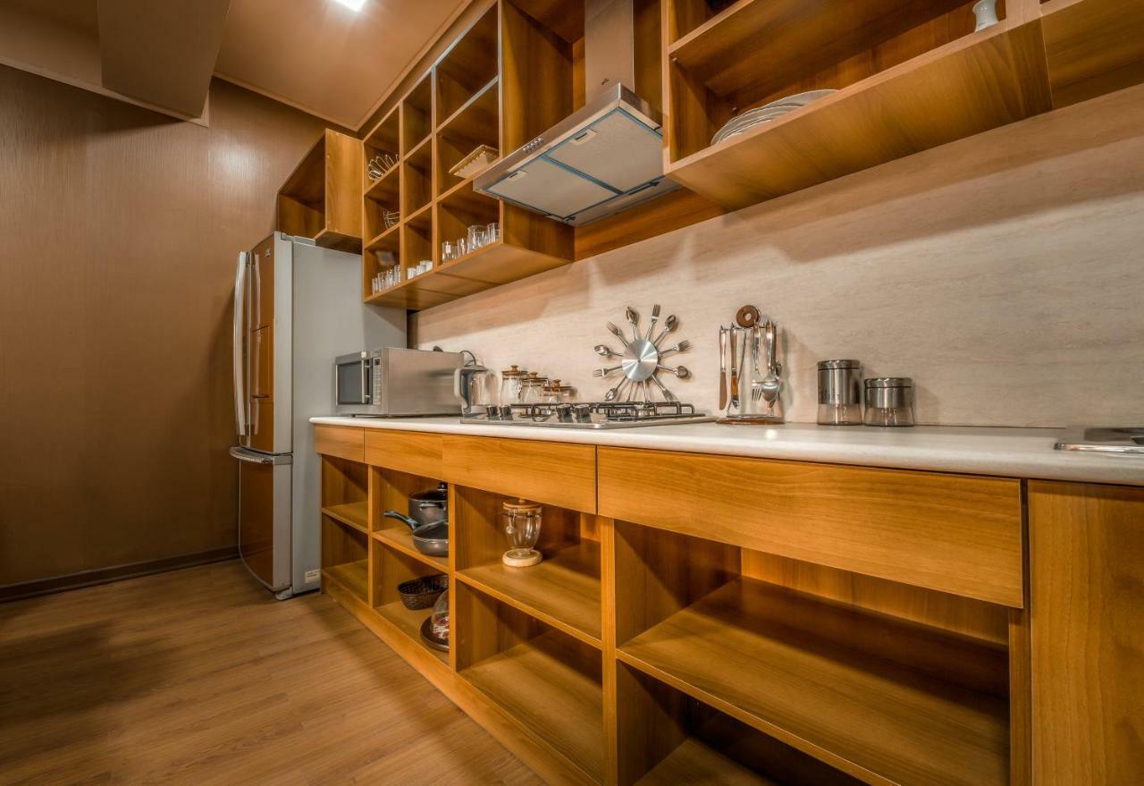 Aygestan Hostel Єреван Екстер'єр фото
